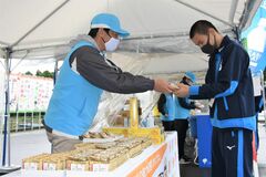 日光名物の羊羹食べてみて　国体会場で老舗４店を日替わり提供