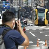 ＬＲＴ開業まであと５日　鉄道ファン高まる期待　一般乗車は午前８時から整理券配布へ