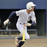 佐野日大捕手・須田凌央、打線中軸も担う攻守の要 創部以来初の1年生副主将「先輩の分まで頑張る」