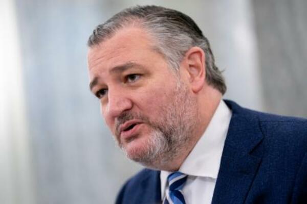 　米テキサス州選出の共和党のクルーズ上院議員＝１０日、ワシントン（ＡＰ＝共同）