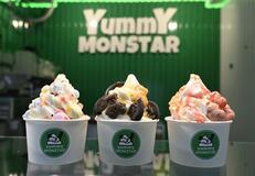 飲み会後、さっぱりと　フローズンヨーグルト　夜アイス専門店 ＹｕｍｍＹ ＭＯＮＳＴＡＲ（宇都宮）