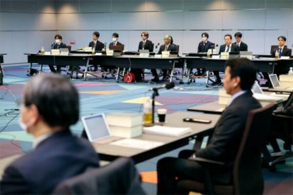 再審制度の見直しを協議する法制審議会の部会=16日午前、法務省
