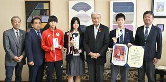 高校総体優勝 知事に報告