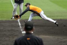 Ｇ阿部監督「愛」のノック