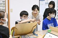 横浜の盲学校 佳子さま訪問