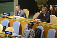 対立鮮明、先行き多難