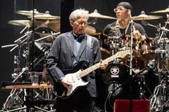 ８０歳のクラプトンが武道館で変わらぬギター　海外アーティスト最多の公演１１０回に