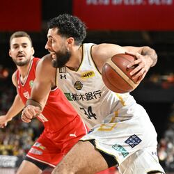 地区2位に順位落とす ブレックス 千葉Jに72-79