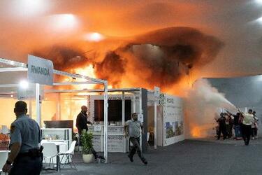 ＣＯＰ３０会場で火災、一斉避難