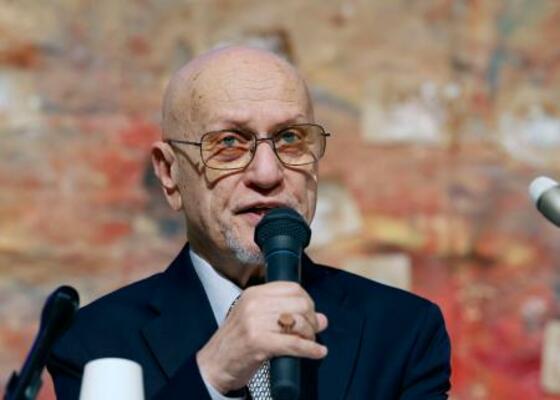 「パグウォッシュ会議」世界大会が閉幕し、記者会見するフセイン・シャハリスタニ会長=5日午後、広島市