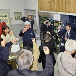 閉館惜しみながら地酒で乾杯！　栃木県産日本酒試飲所「酒々楽」　新天地で…