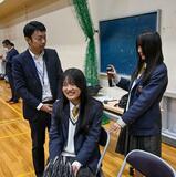 ヘルメットでも髪形キープ