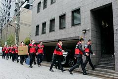 警視庁、住吉会本部を家宅捜索