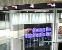 東証、午前終値５万９０４５円