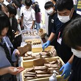 クッキーやドーナツに行列　茂木の「ともだち作業所」が益子芳星高と契約　焼き菓子の定期販売スタート