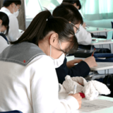 高い学力、そしてグローバルに羽ばたく人材の育成を目指す