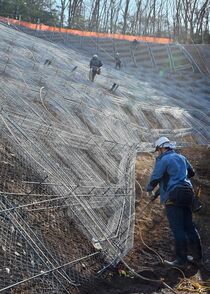 【台風19号】崩れた山肌復旧進む　足利