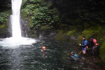 おしらじの滝、死亡事故で調査　矢板