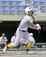 足大付 集中打で快勝