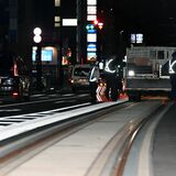 LRT軌道と車道のバリケード撤去　開業まで１カ月　JR宇都宮駅東口から作業始まる