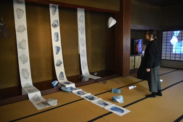 旧篠原家住宅に展示された作品