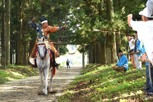 秋の例大祭で行われた流鏑馬