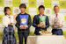 「栃木米アンバサダー」に就任したＵ字工事の２人（写真右側）と、イベントにゲスト出演した辻さん、杉浦さん夫妻