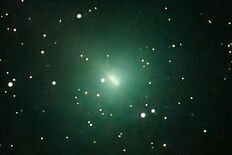 地球に近づくのは１度きり「スワン彗星」撮影に成功　宇都宮の長原さん