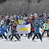 マウントジーンズ那須、30年の営業に幕　1500人来場、親しんだゲレンデに別れ