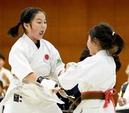 澤畑（宇都宮）、藤田（宇都宮）が組手２冠　空手道県１・２年生大会