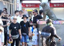 訪日客８月最多３４２万人