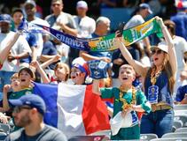 W杯、1日の最多入場者数を更新