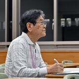 忘れた知識取り戻すため　夜間中学最年長の生徒　学びの意欲再燃、世代違う仲間との日々が刺激に
