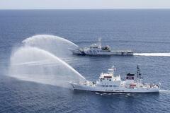 中国漁船拿捕、船長逮捕後に釈放