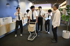 図書館カート「より使いやすく」　真岡工業高生が試作品作りへ
