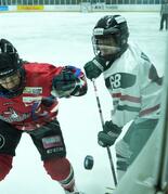 アイスホッケー女子全日本選手権　ペリグリン決勝へ　ミラノオリンピック代…