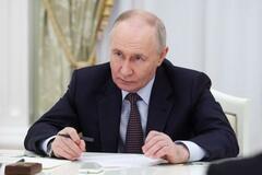 ロシア大統領の支持率低下続く