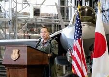 米軍三沢基地でＦ３５配備の式典
