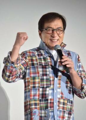 　「ベスト・キッド　レジェンズ」の舞台あいさつで話すジャッキー・チェン＝東京都千代田区