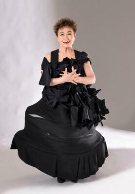 歌手の加藤登紀子さん(トキコ・プランニング提供、共同)