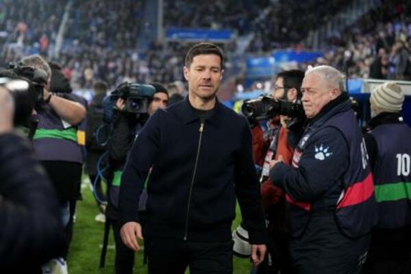 　シャビアロンソ氏＝２０２５年１２月、スペイン・ビトリア（ゲッティ＝共同）