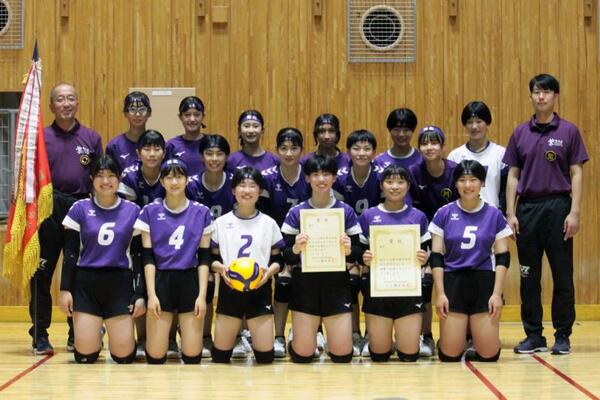 バレーボール女子優勝の陽北