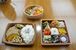 宇都宮大生らが考案した減塩・野菜増し弁当３種類