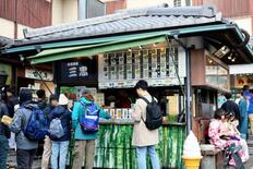京都の食べ歩き店が所得隠し