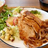 ご飯に合う上品な脂とニンニクの甘み 焼肉ランチセット STEP KIT…