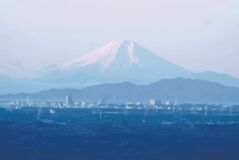 頂に憧れ　姿に恋する感動！　幸運の予感　「アスポ富士見六景」