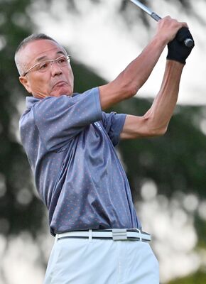 ４年ぶり２度目の優勝を果たした阿久津（日光）のプレーオフでのティーショット