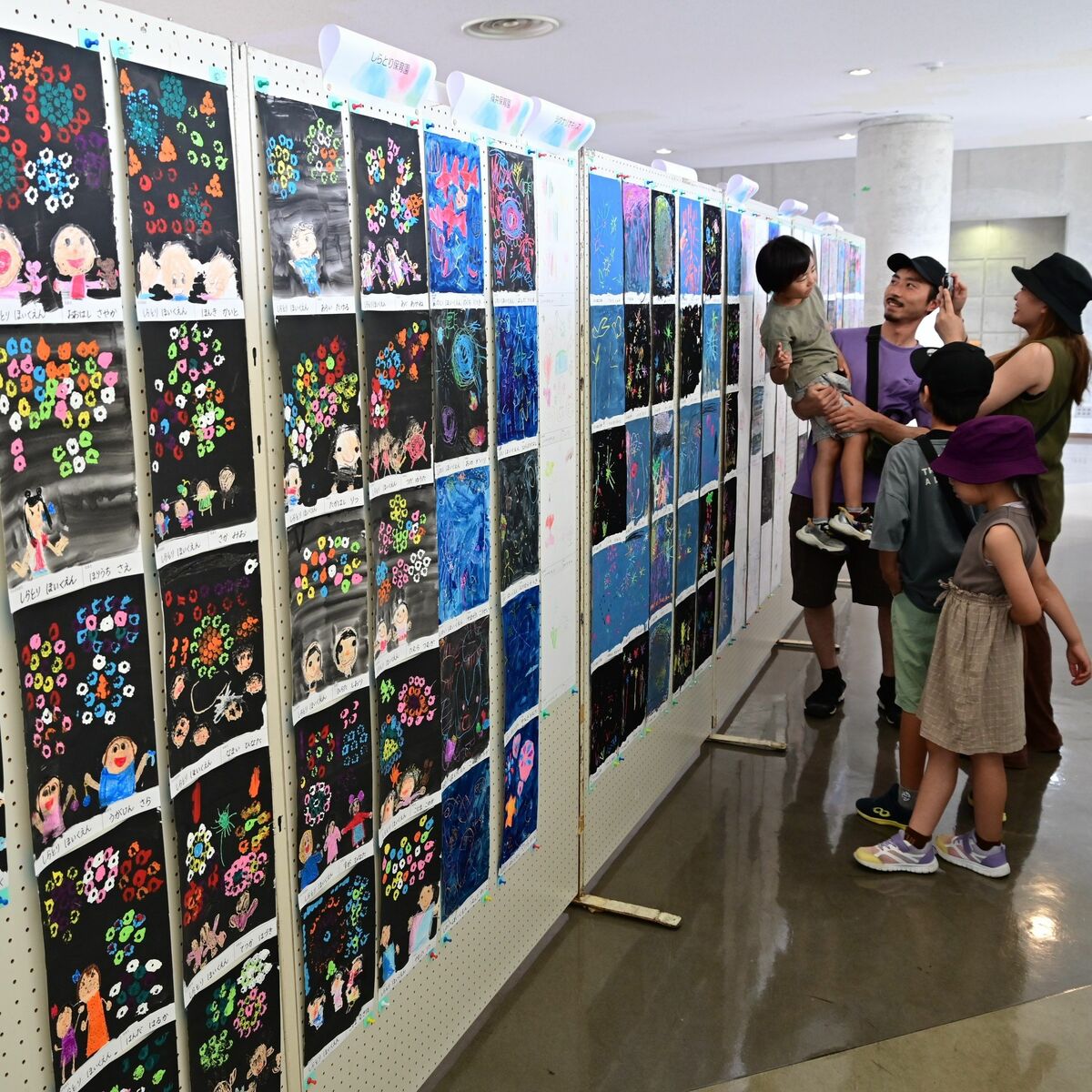 宇都宮の園児による「花火の絵」作品展示 ろまんちっく村できょうまで