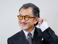 背筋伸ばし、まい進したい