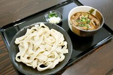 【グルメ探訪】極太麺の弾力、圧倒的　肉汁つけうどん　とこ井（栃木）